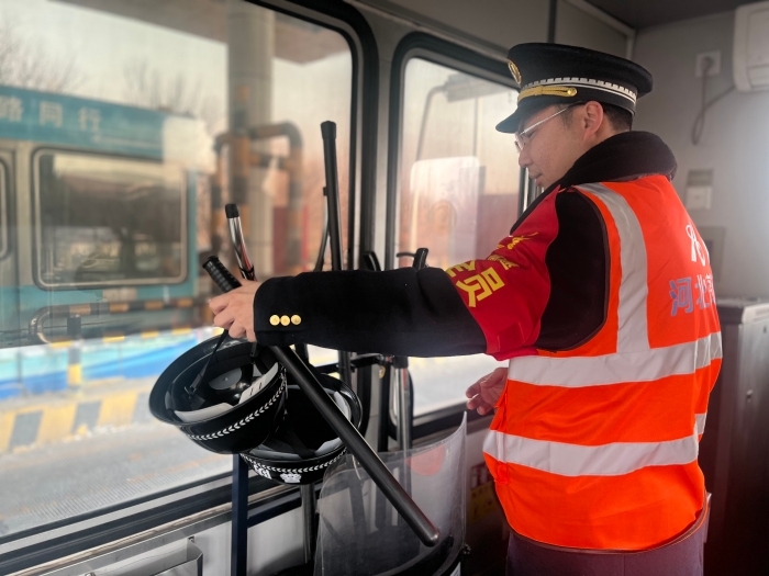 26013157b605a2ce8fe6e5fd4fb90567