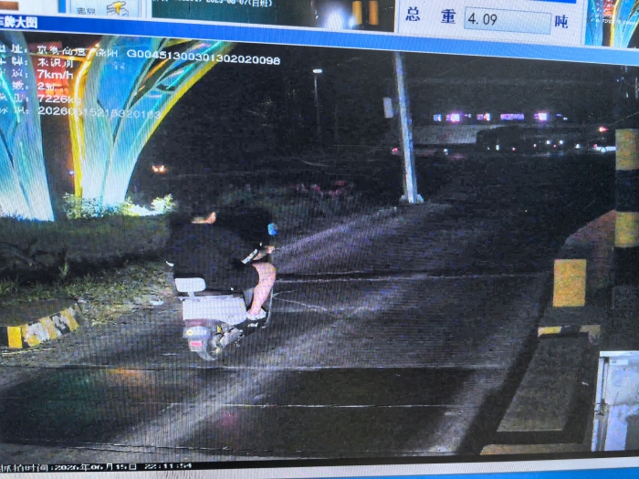 饶阳站：及时拦截闯口电动车 筑牢入口安全防线